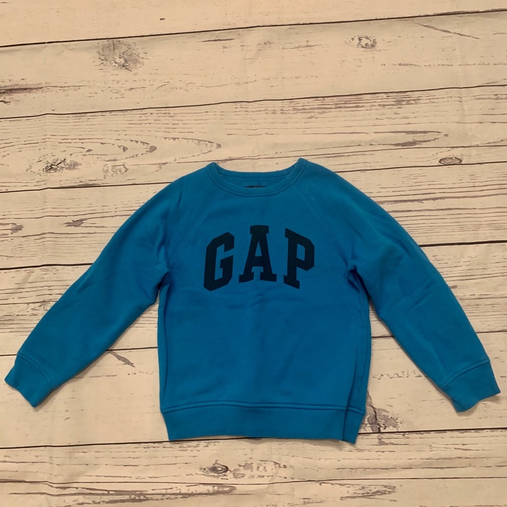 Gap crewneck sweatshirt